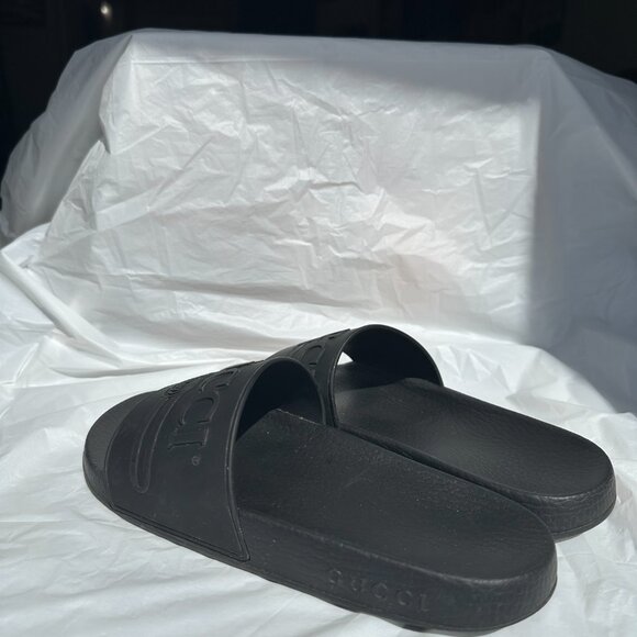 GUCCI Pursuit '72 Black Logo Rubber Slide - Picture 4 of 7